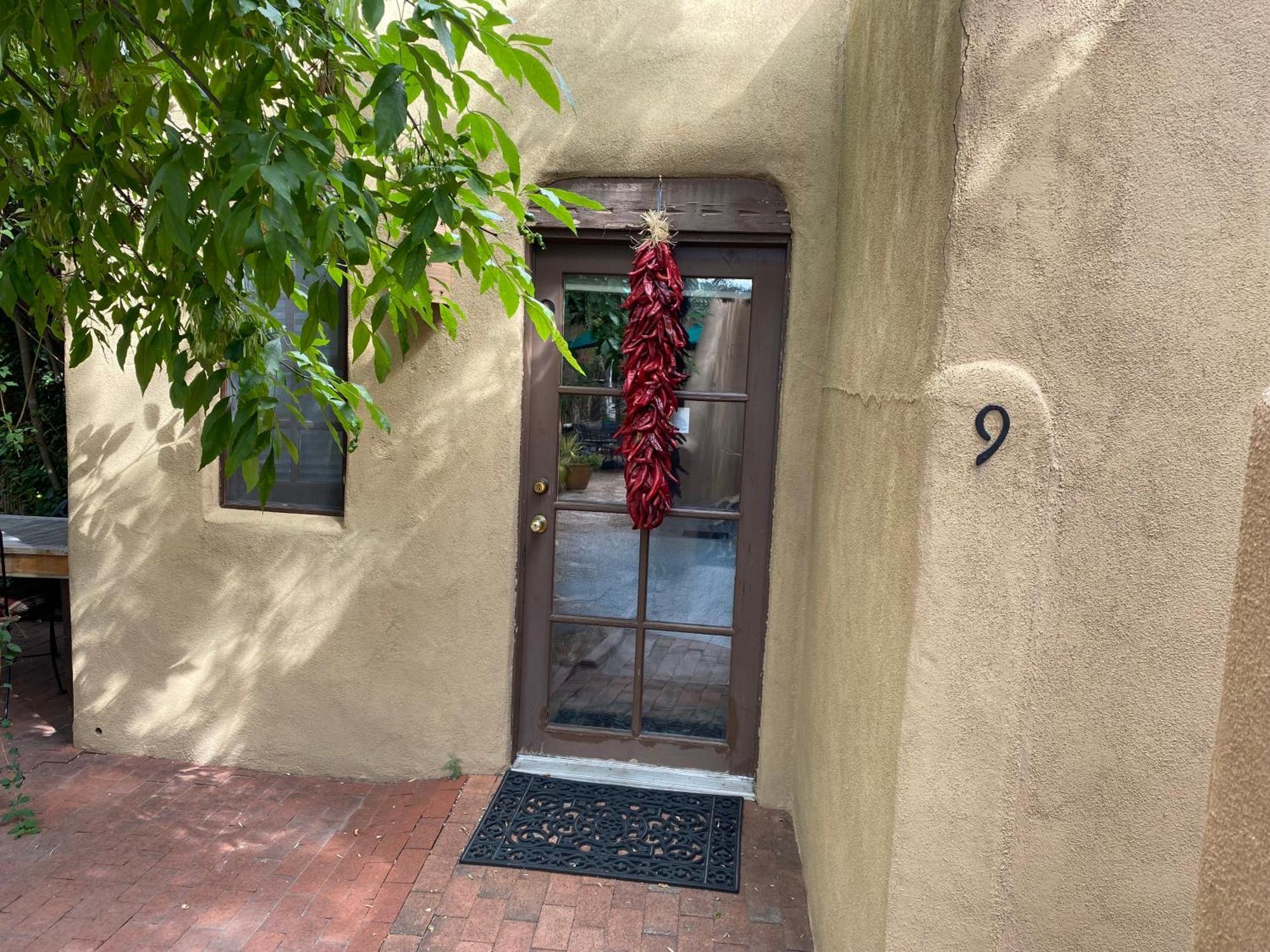 Casa De Tres Lunas/House Of Three Moons Santa Fe Exterior photo
