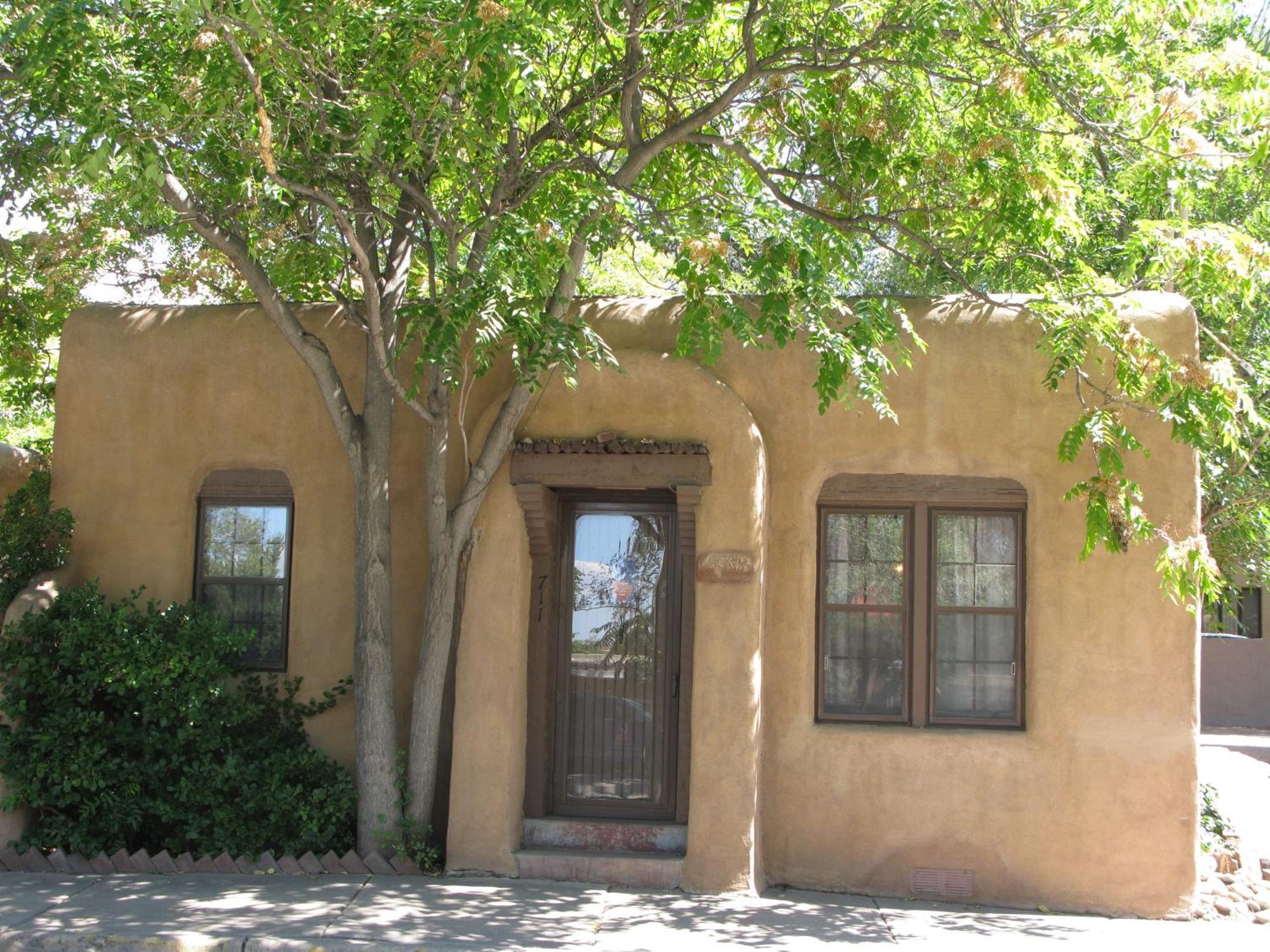 Casa De Tres Lunas/House Of Three Moons Santa Fe Exterior photo